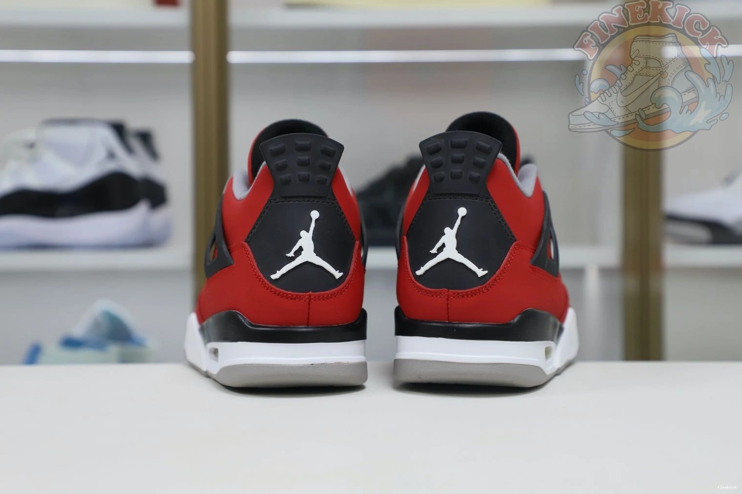 Jordan Air RetroToro Jordan4 Bravo 1202